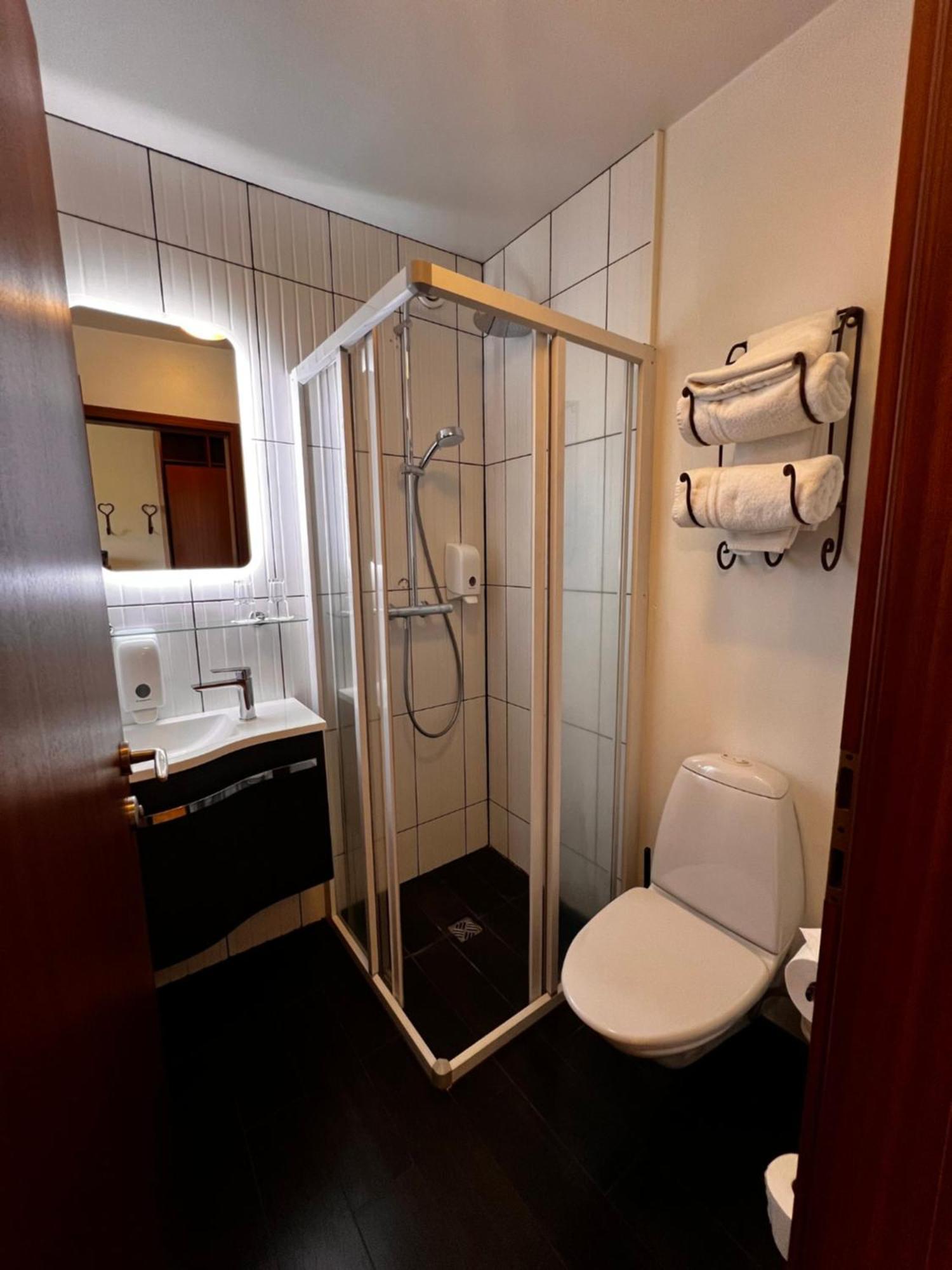 Hotel Skoga By Ej Hotels Скоугар Экстерьер фото